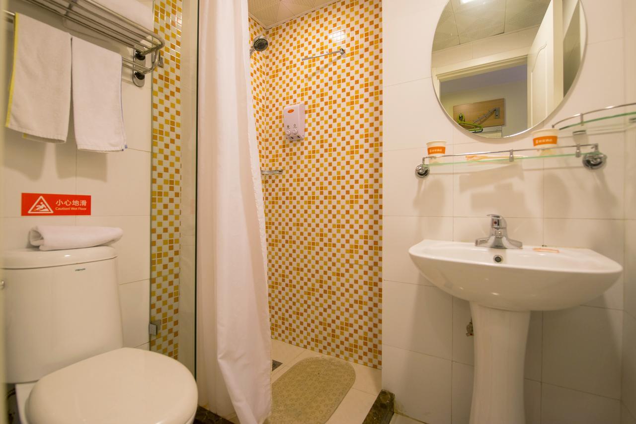 Home Inn Shanghai Daning International Guangzhong Road Circus City Kültér fotó