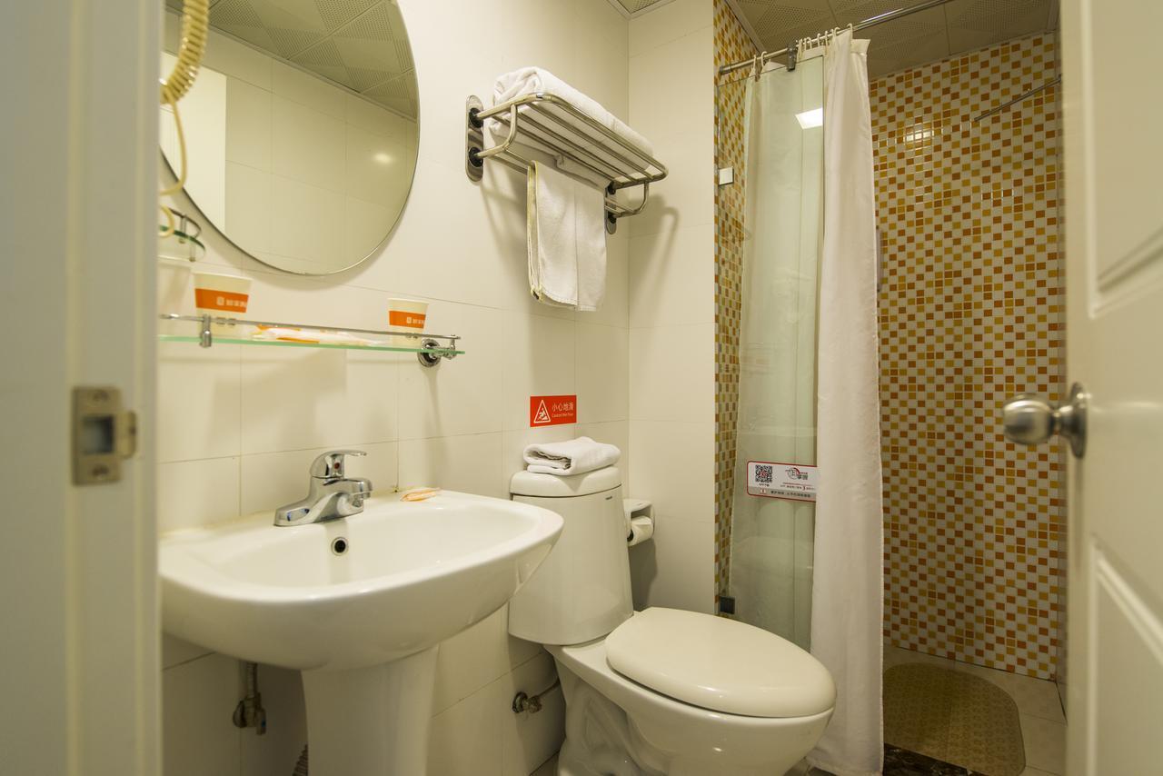 Home Inn Shanghai Daning International Guangzhong Road Circus City Kültér fotó